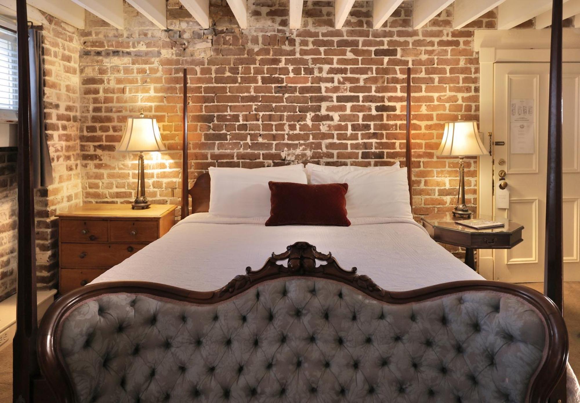 Foley House Bed & Breakfast Savannah