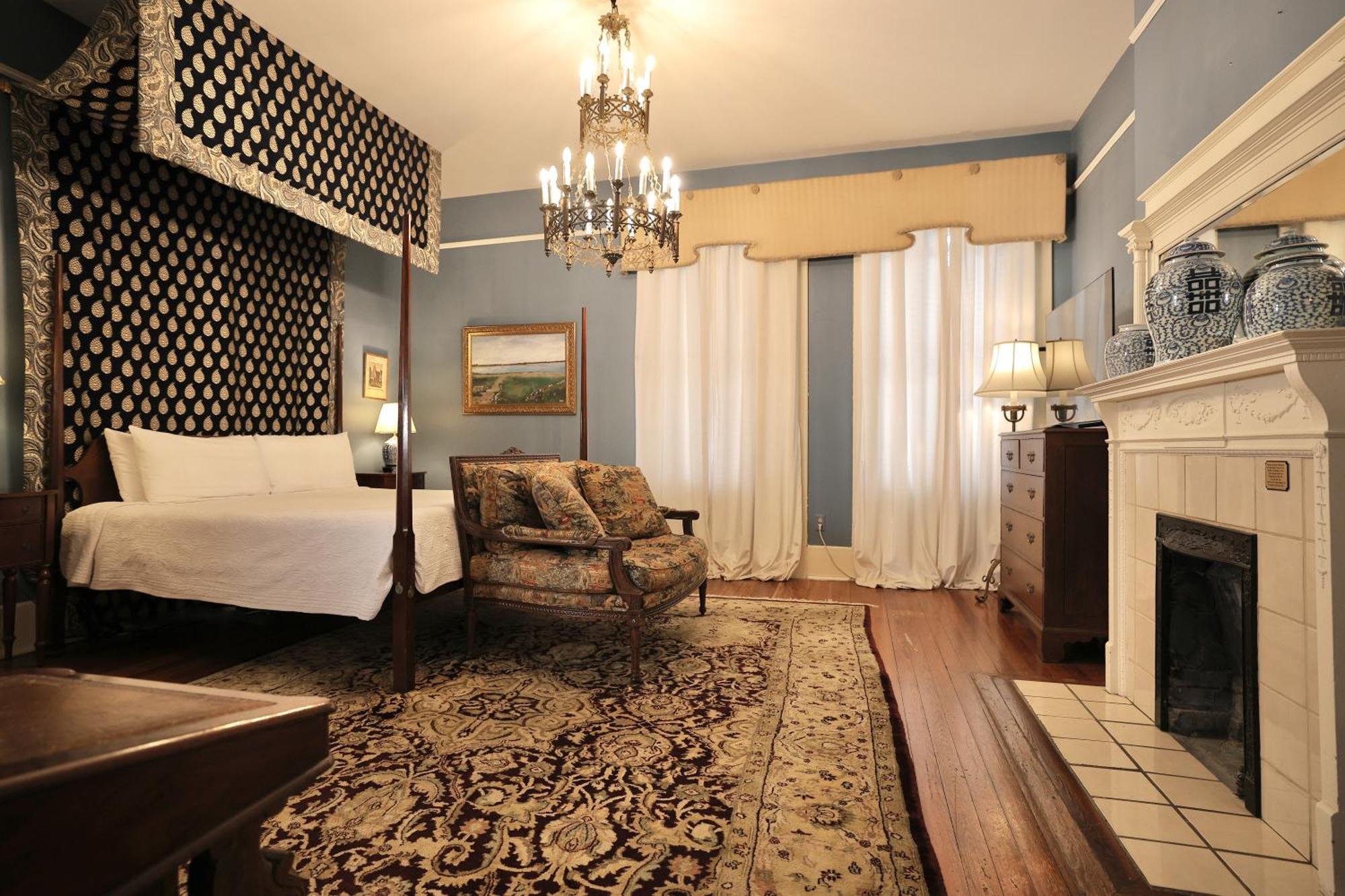 Foley House Bed & Breakfast
