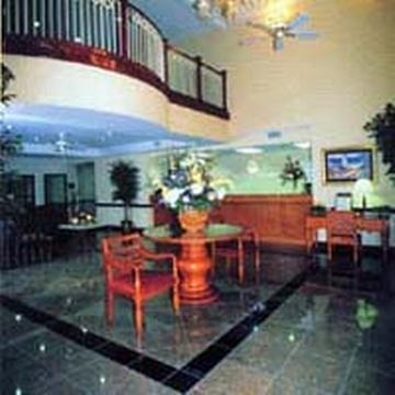 Gateway & Hotel Savannah