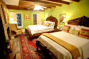 Savannah Bed & Breakfast Inn