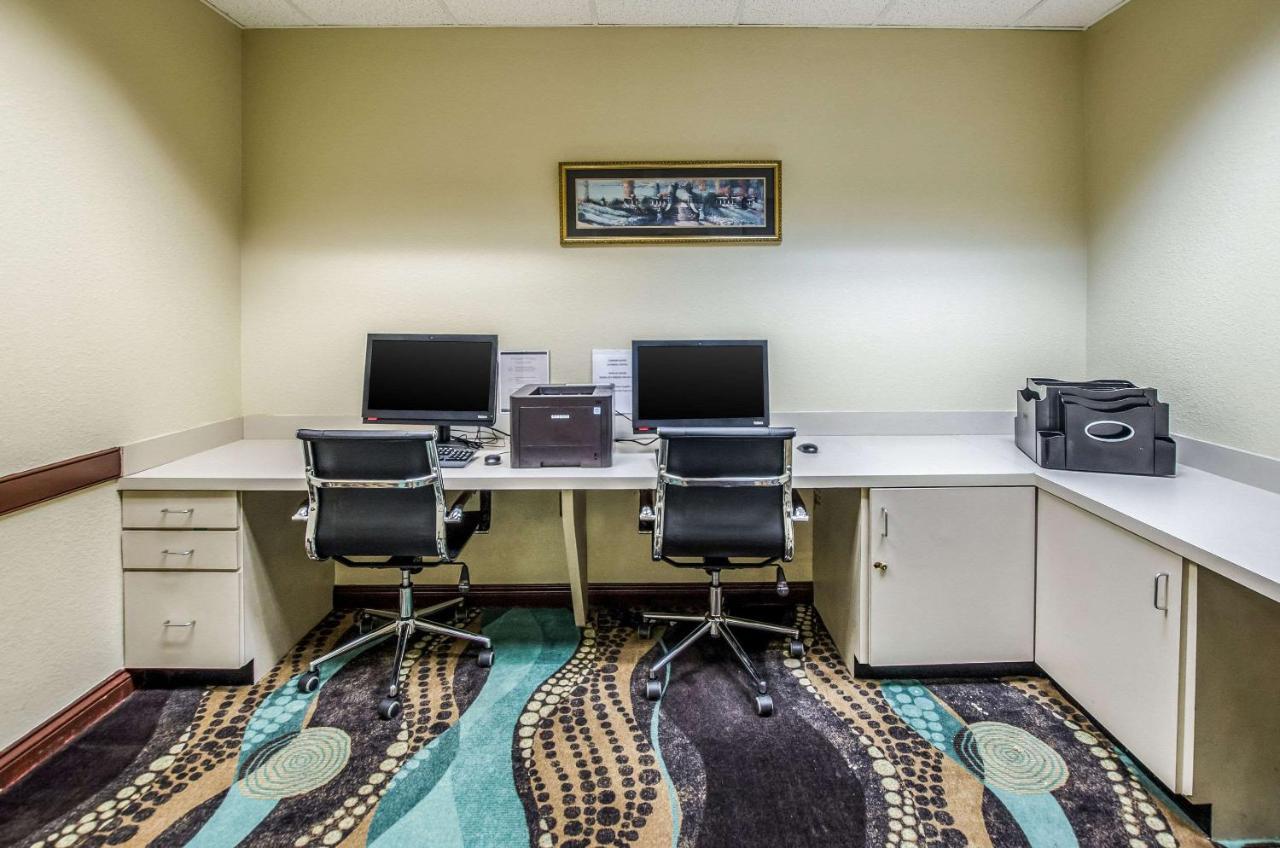 Hotel Gateway &