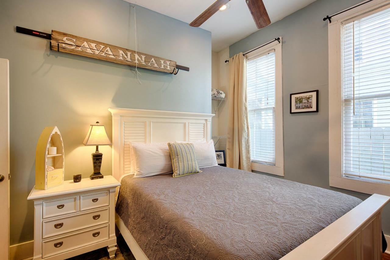 Hideaway * Savannah